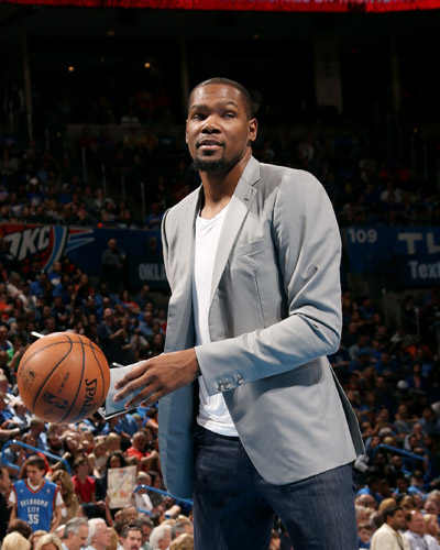 中场之间的 中场之间的