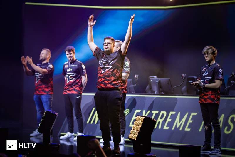 它在团队管 它在团队管